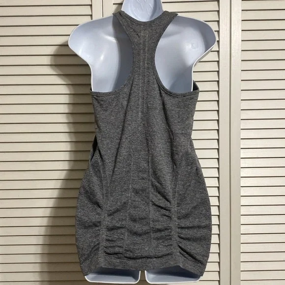 Athleta Fast track tank - Picture 4 of 7